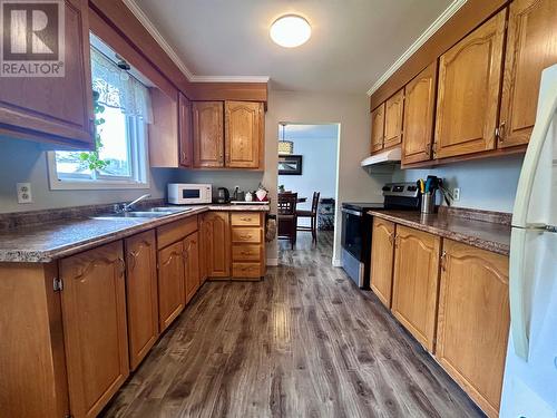 4 Elmwood Crescent, Pasadena, NL - Indoor Photo Showing Kitchen With Double Sink