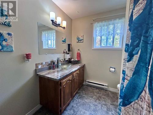4 Elmwood Crescent, Pasadena, NL - Indoor Photo Showing Bathroom