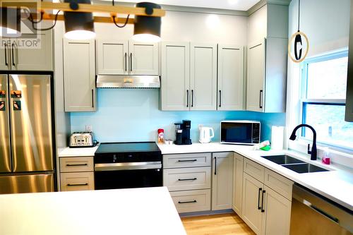 70 Island Cove Road, Bay Bulls, NL - Indoor Photo Showing Kitchen With Double Sink With Upgraded Kitchen
