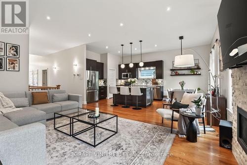 1592 Rosebella Avenue, Ottawa, ON - Indoor Photo Showing Living Room With Fireplace