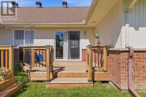 206 Oak Leaf Private, Ottawa, ON - Outdoor With Exterior