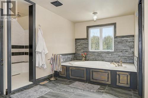 Ensuite - 3968 Elphin Maberly Road, Frontenac (Frontenac North), ON - Indoor Photo Showing Bathroom