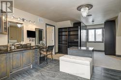 Ensuite - 
