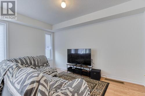 12 Hylton Drive, Barrie, ON - Indoor