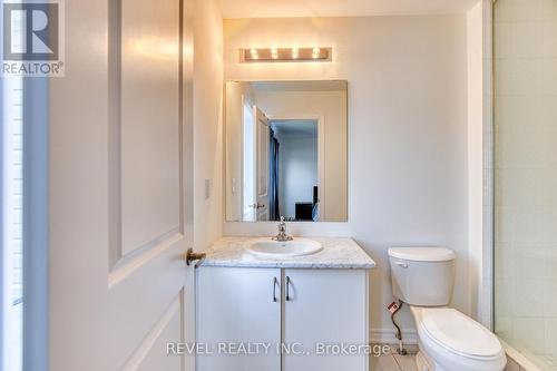12 Hylton Drive, Barrie, ON - Indoor Photo Showing Bathroom