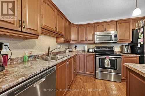 1124 Mcclure Crescent, Brockville, ON - Indoor Photo Showing Kitchen With Double Sink
