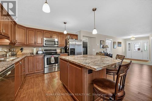 1124 Mcclure Crescent, Brockville, ON - Indoor Photo Showing Kitchen With Double Sink