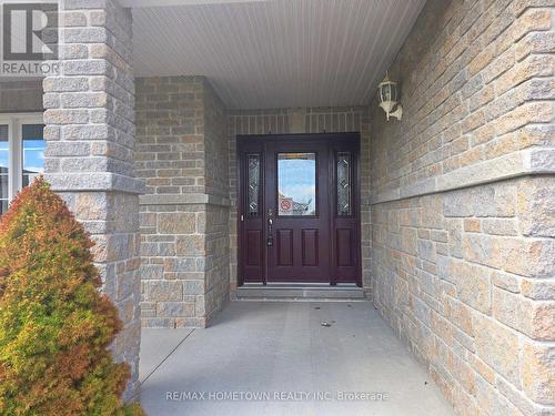 1124 Mcclure Crescent, Brockville, ON - Outdoor
