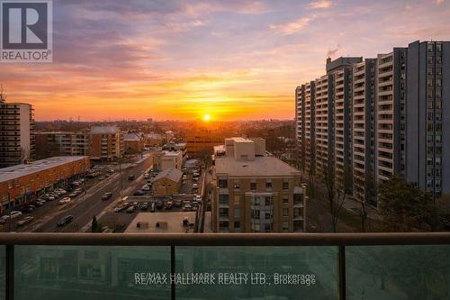 1105 - 5949 Yonge Street, Toronto, ON - Outdoor With View
