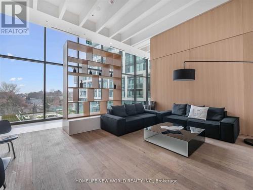920 - 8 Hillsdale Avenue, Toronto, ON - Indoor