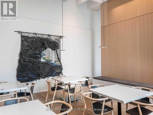 920 - 8 Hillsdale Avenue, Toronto, ON - Indoor