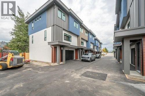 10615 Elliott Street Unit# 110, Summerland, BC - Outdoor