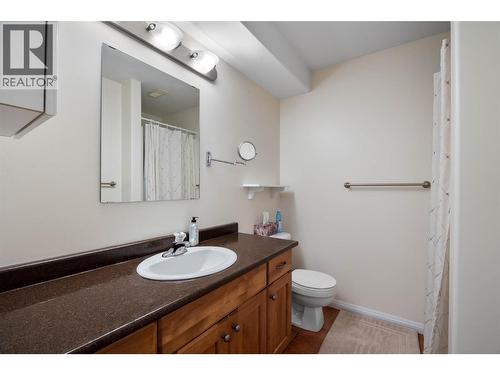 1940 Hillside Drive Unit# 23, Kamloops, BC - Indoor Photo Showing Bathroom