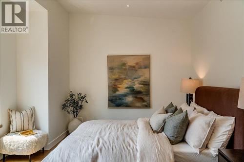 266 Baker Street Unit# 17, Nelson, BC - Indoor Photo Showing Bedroom