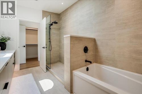 266 Baker Street Unit# 17, Nelson, BC - Indoor Photo Showing Bathroom