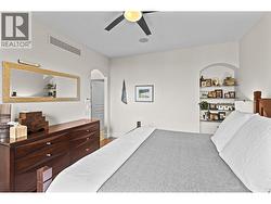 Primary Bedroom - 