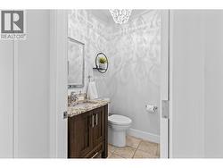 Guest Bathroom - 