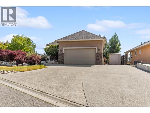 Driveway/RV Park - 1635 Gregory Road, West Kelowna, BC - Outdoor