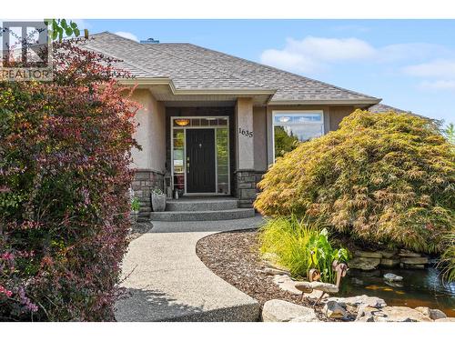 Front Yard - 1635 Gregory Road, West Kelowna, BC - Outdoor