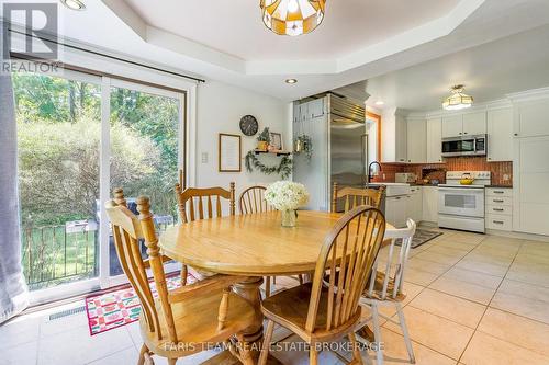 17956 Warden Avenue, East Gwillimbury, ON - Indoor Photo Showing Dining Room