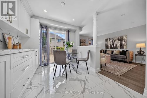 86 Beare Trail, Newmarket, ON - Indoor
