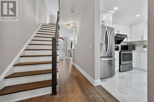 86 Beare Trail, Newmarket, ON - Indoor