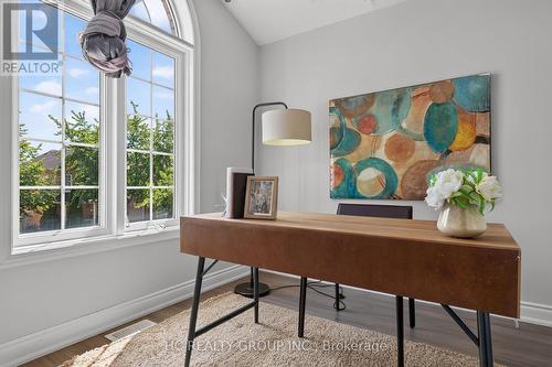 86 Beare Trail, Newmarket, ON - Indoor