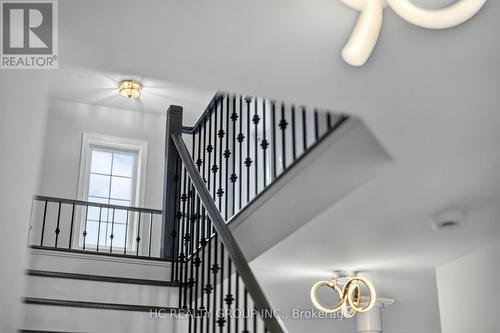 86 Beare Trail, Newmarket, ON - Indoor Photo Showing Other Room