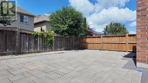 86 Beare Trail, Newmarket, ON - Outdoor