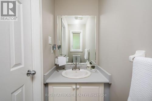 10 Lento Court, Vaughan, ON - Indoor Photo Showing Bathroom