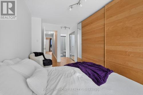 10 Lento Court, Vaughan, ON - Indoor Photo Showing Bedroom