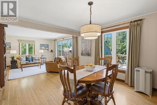 710 Regional 13 Road, Uxbridge, ON - Indoor Photo Showing Dining Room