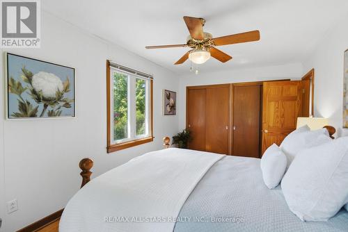 710 Regional 13 Road, Uxbridge, ON - Indoor Photo Showing Bedroom