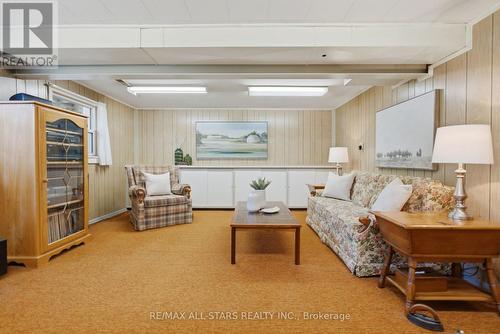 710 Regional 13 Road, Uxbridge, ON - Indoor