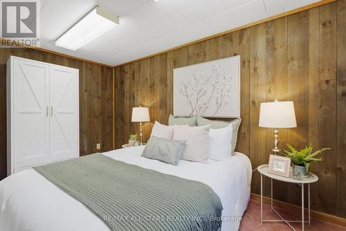 710 Regional 13 Road, Uxbridge, ON - Indoor Photo Showing Bedroom
