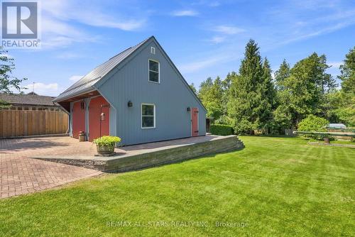 710 Regional 13 Road, Uxbridge, ON - Outdoor