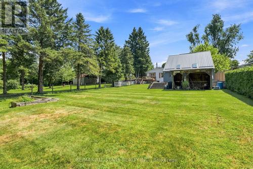 710 Regional 13 Road, Uxbridge, ON - Outdoor