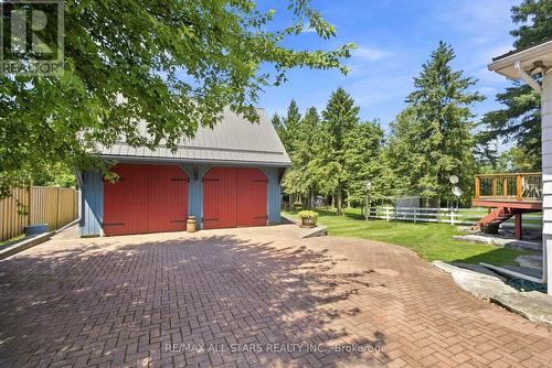710 Regional 13 Road, Uxbridge, ON - Outdoor
