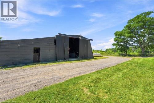 62 Thompson Road, Brantford, ON - Outdoor