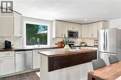 62 Thompson Road, Brantford, ON - Indoor Photo Showing Kitchen