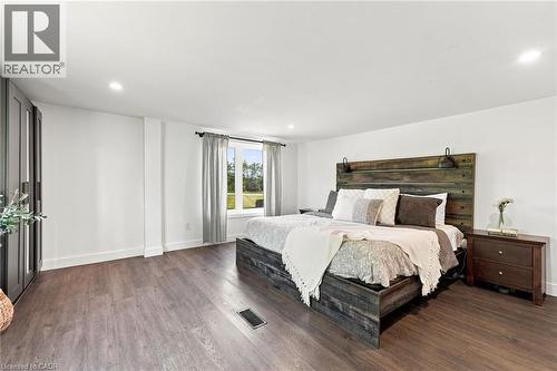 62 Thompson Road, Brantford, ON - Indoor Photo Showing Bedroom