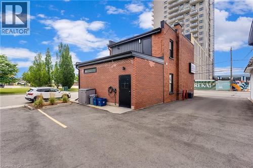 1020 King Street E, Kitchener, ON 