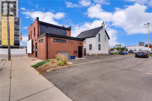 1020 King Street E, Kitchener, ON 