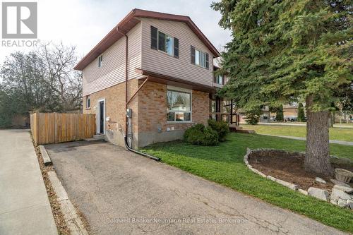 99 Emma Street, Guelph (General Hospital), ON - Outdoor