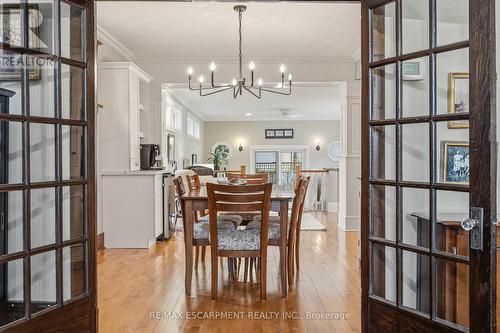2116 Caroline Street, Burlington, ON - Indoor Photo Showing Other Room