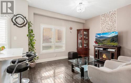 39 Flurry Circle, Brampton, ON - Indoor Photo Showing Other Room