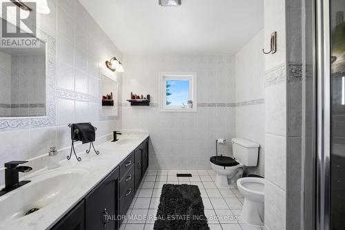 13143 Heart Lake Road, Caledon, ON - Indoor Photo Showing Bathroom