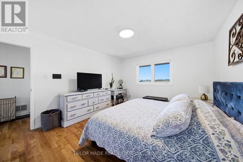 13143 Heart Lake Road, Caledon, ON - Indoor Photo Showing Bedroom