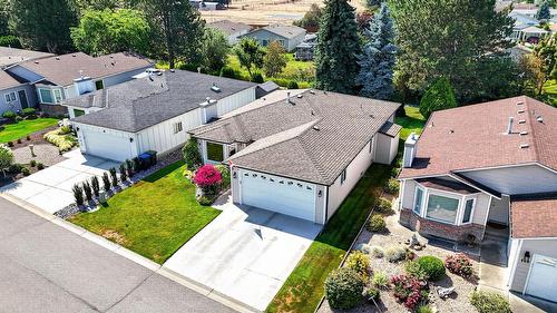 467-1260 Raymer Road, Kelowna, BC - Outdoor With Deck Patio Veranda