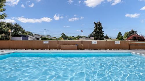 467-1260 Raymer Road, Kelowna, BC - Outdoor With In Ground Pool With Backyard
